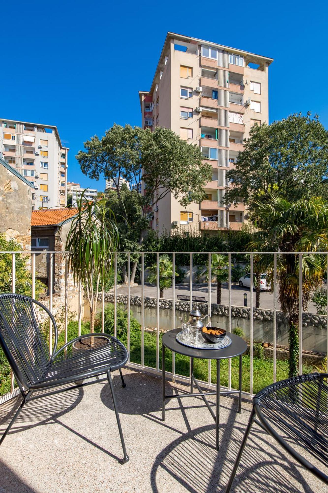 Balcony Apartment Pampas Риека Экстерьер фото